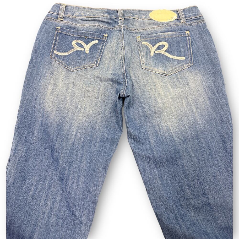 EUC Rocawear Women’s Flare Jeans Light Wash Size 11 - Picture 8 of 12